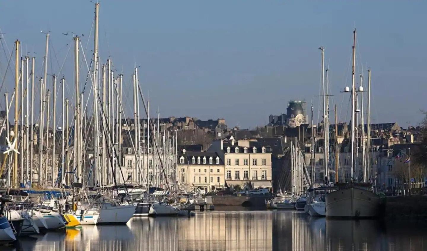 Tassigny - Charmant Appartement/ Terrasse - Port Vannes Eksteriør bilde