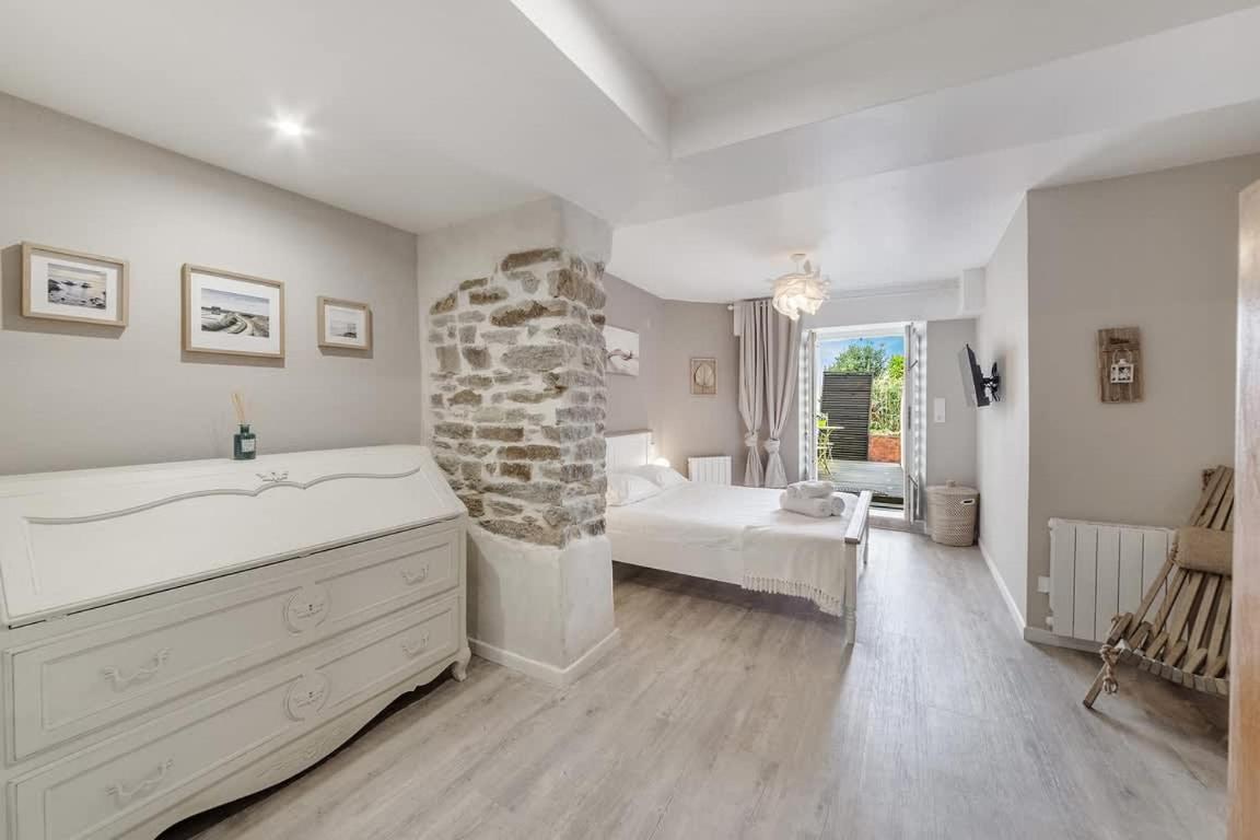 Tassigny - Charmant Appartement/ Terrasse - Port Vannes Eksteriør bilde