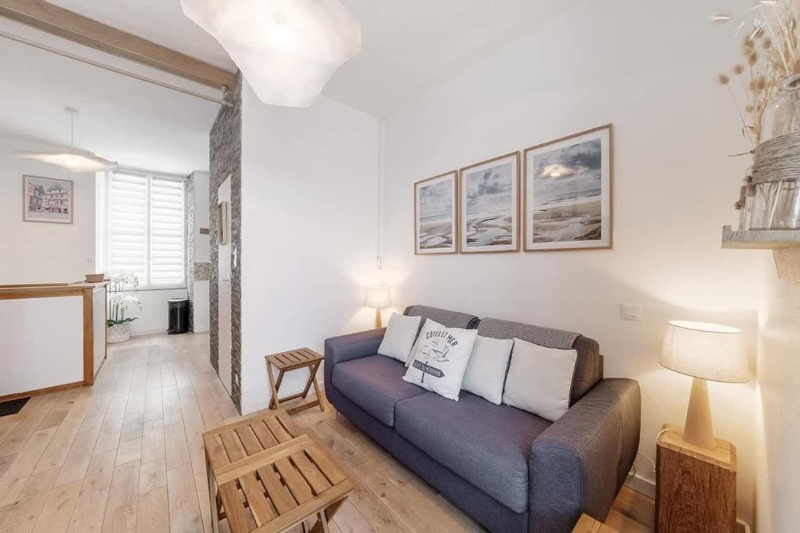 Tassigny - Charmant Appartement/ Terrasse - Port Vannes Eksteriør bilde