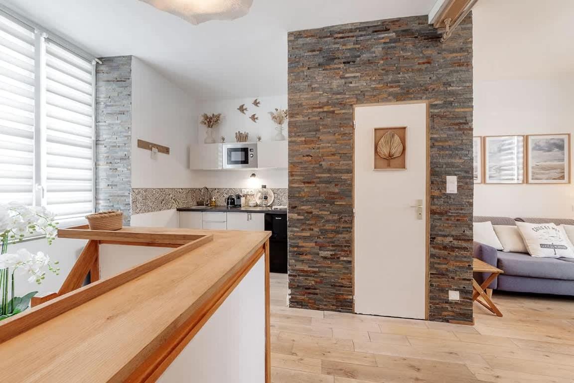 Tassigny - Charmant Appartement/ Terrasse - Port Vannes Eksteriør bilde