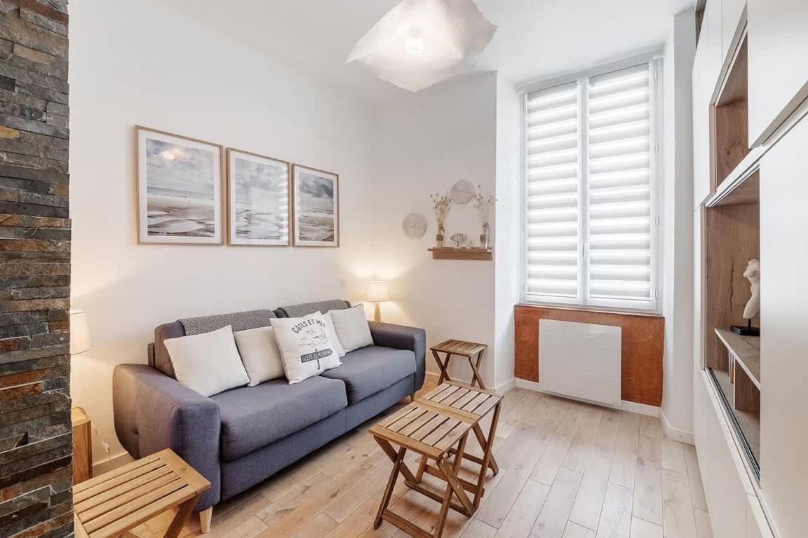 Tassigny - Charmant Appartement/ Terrasse - Port Vannes Eksteriør bilde